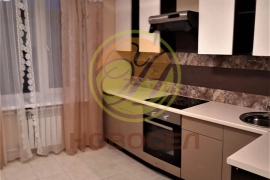 Продается 2-комнатная квартира, ул. Петра Тарасова, дом 8