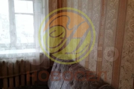 	Продается комната в коммунальной квартире, ул. Суворова, дом 96к2