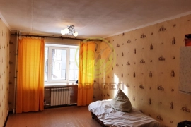 	Продается комната в общежитии, ул. Хрустальная, дом 33