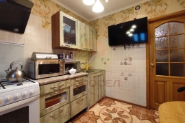 Продаётся трёхкомнатная квартира улучшенной планировки 