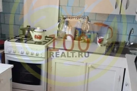 Продается двухкомнатная квартира на Кубяка.