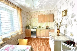 1- комнатная квартира 37,6 кв.м. ул Гурьянова