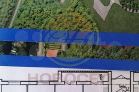 2-к. квартира, 53 м², 1/3 эт.