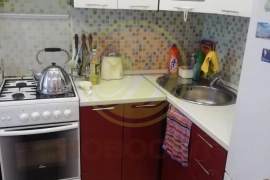 2-к. квартира, 47 м², 1/3 эт.