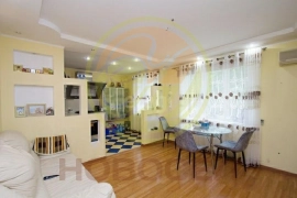Квартира, 3 комнаты, 98.6 м²