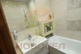 2-комнатная квартира, 51 м2, этаж 6 / 9, на продажу в Калуге, улица Кубяка, 9к6