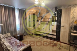 2-к. квартира, 44 м², 1/3 эт.