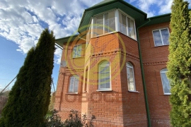 2-этажный дом, 196.4 м2, на продажу в Медыни, улица Коммуны, 49