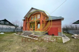 2-этажный дом, 197 м2, на продажу в поселке городского типа Товарково, Полевая улица, 109