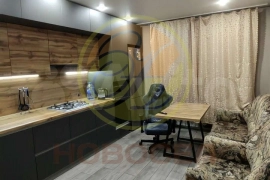 2-к. квартира, 82 м², 1/9 эт.
