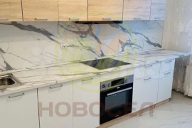 2-к. квартира, 66 м², 8/10 эт.