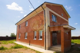 Дом 184 м² на участке 12 сот.