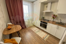 1-к. квартира, 30 м², 3/3 эт.