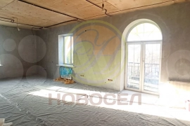 2-к. квартира, 76 м², 3/3 эт.