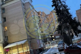 2-к. квартира, 54 м², 1/6 эт.