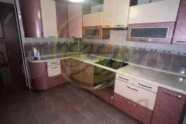 2-к. квартира, 54 м², 1/9 эт.