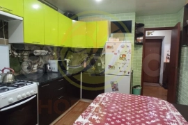 2-к. квартира, 55 м², 1/3 эт.