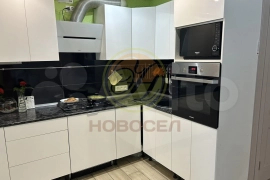 2-к. квартира, 56,1 м², 1/3 эт.