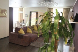 4-к квартира, 115 м², 9/9 эт.