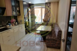 3-к. квартира, 72 м², 1/6 эт.