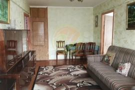3-к. квартира, 50 м², 3/5 эт.