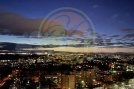 3-к. квартира, 84 м², 24/27 эт.