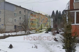 4-к. квартира, 78 м², 1/4 эт.