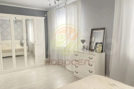 3-к. квартира, 98,8 м², 1/2 эт.