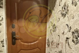 Доля в 2-к. квартире, 52 м², 5/9 эт.
