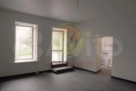 2-к. квартира, 50 м², 1/2 эт.