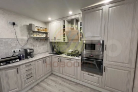 3-к. квартира, 77,4 м², 1/9 эт.