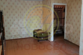 2-к. квартира, 42,5 м², 4/4 эт.