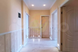 2-к. квартира, 60,4 м², 16/18 эт.