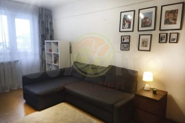 3-к. квартира, 49 м², 3/5 эт.