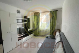 2-к. квартира, 48 м², 1/3 эт.
