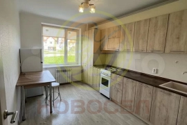1-к. квартира, 37 м², 3/3 эт.