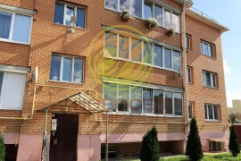 Продается двухуровневая квартира в районе Площади Маяковского, ул. Чапаева, дом 44.